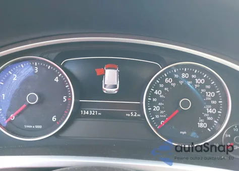 2015 Volkswagen Touareg Tdi Lux z USA, uszkodzony, nr VIN WVGEP9BP5FD006664